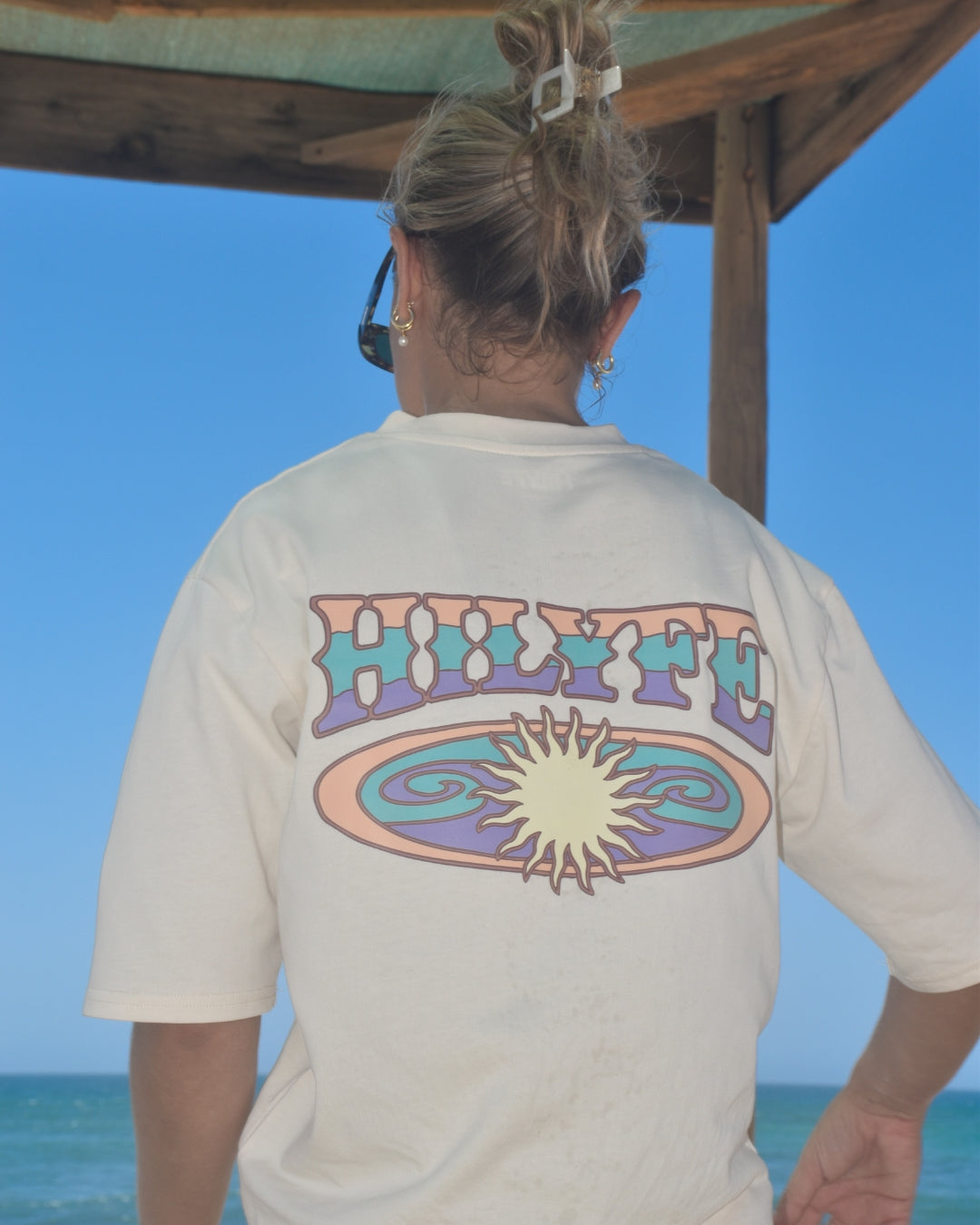 SUNDAZE TEE SAND